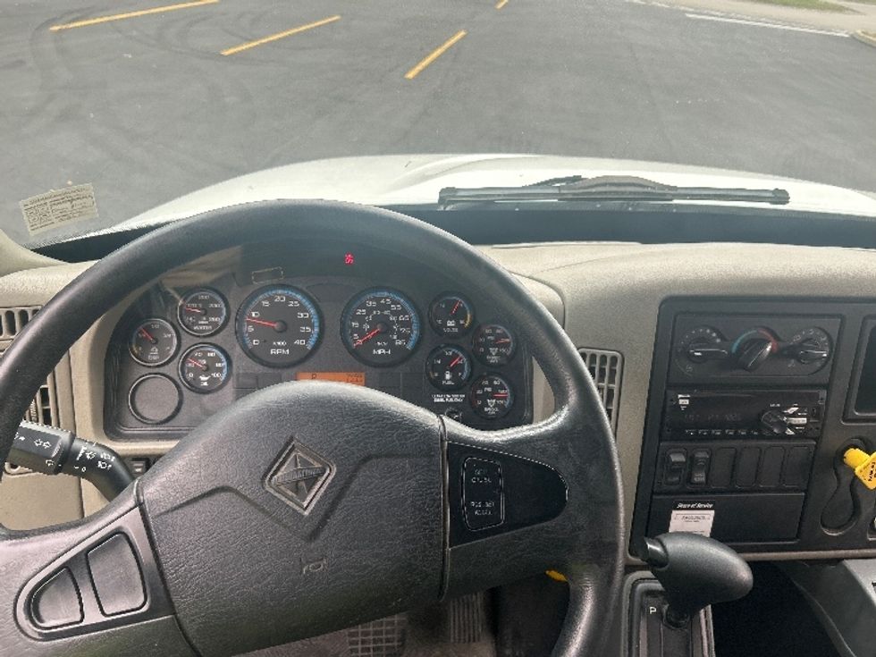Medium Duty Box Truck-Light and Medium Duty Trucks-International-2019-4300-Zelienople-PA-98,826\n\t\tmiles-$ 56,500 - Image 18