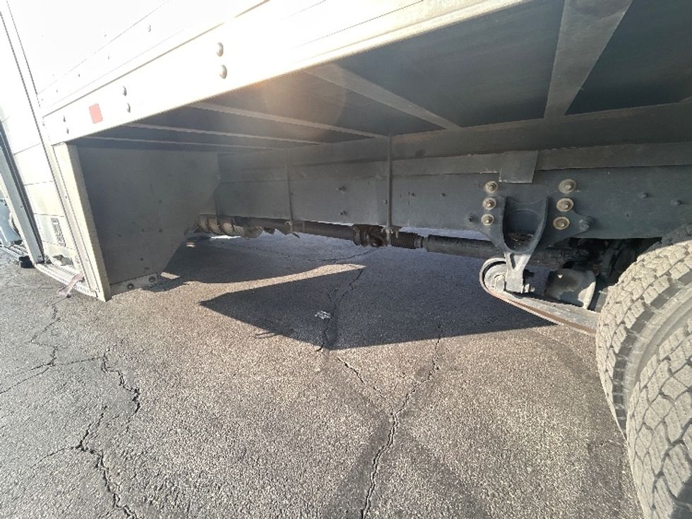 Medium Duty Box Truck-Light and Medium Duty Trucks-International-2019-4300LP-San Antonio-TX-222,394\n\t\tmiles-$ 27,500 - Image 5