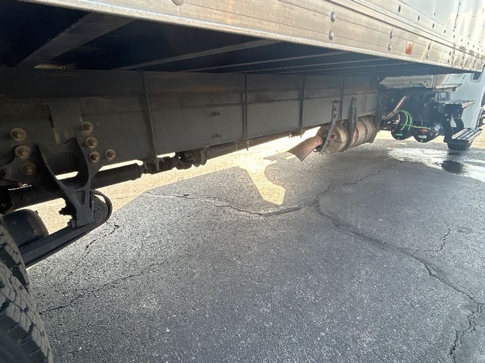 Medium Duty Box Truck-Light and Medium Duty Trucks-International-2019-4300LP-San Antonio-TX-222,394\n\t\tmiles-$ 27,500 - Image 14