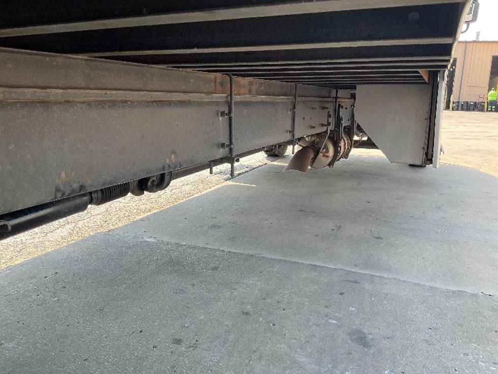 Medium Duty Box Truck-Light and Medium Duty Trucks-International-2019-4300LP-Tulsa-OK-105,464\n\t\tmiles-$ 54,500 - Image 15
