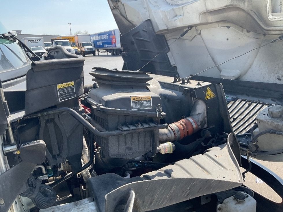 Medium Duty Box Truck-Light and Medium Duty Trucks-International-2019-4300LP-Tulsa-OK-105,464\n\t\tmiles-$ 54,500 - Image 23