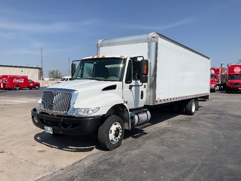 Medium Duty Box Truck-Light and Medium Duty Trucks-International-2019-4300LP-Tulsa-OK-105,464\n\t\tmiles-$ 54,500 - Image 3