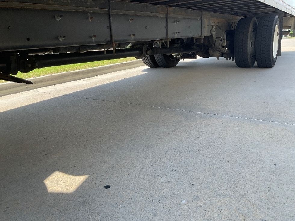 Medium Duty Box Truck-Light and Medium Duty Trucks-International-2019-4300LP-Tulsa-OK-120,006\n\t\tmiles-$ 53,000 - Image 5