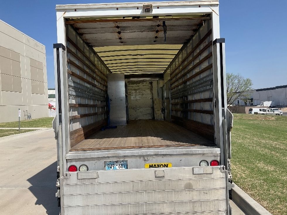 Medium Duty Box Truck-Light and Medium Duty Trucks-International-2019-4300LP-Tulsa-OK-120,006\n\t\tmiles-$ 53,000 - Image 8