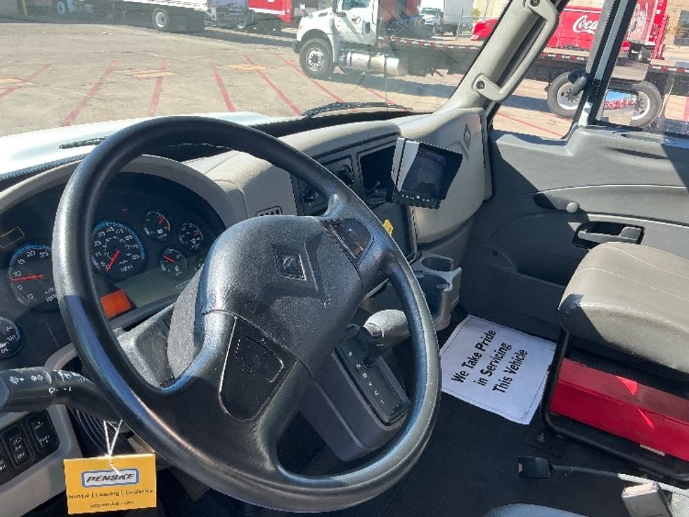 Medium Duty Box Truck-Light and Medium Duty Trucks-International-2019-4300LP-Tulsa-OK-273,720\n\t\tmiles-$ 31,000 - Image 17