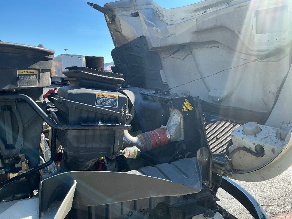 Medium Duty Box Truck-Light and Medium Duty Trucks-International-2019-4300LP-Tulsa-OK-273,720\n\t\tmiles-$ 31,000 - Image 23