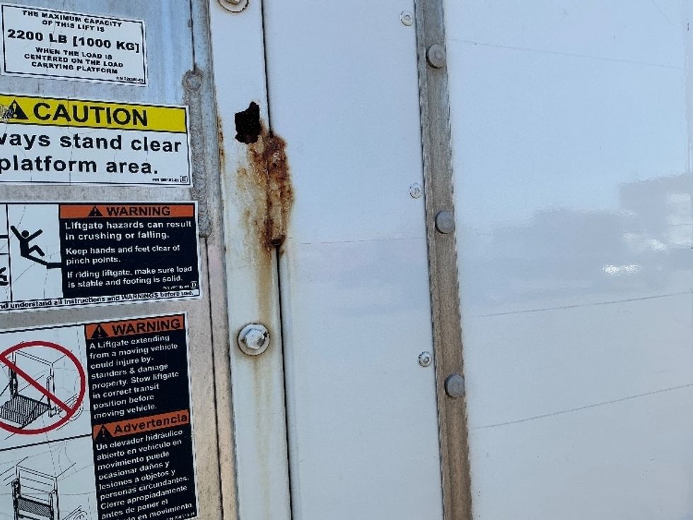 Medium Duty Box Truck-Light and Medium Duty Trucks-International-2019-4300LP-Tulsa-OK-273,720\n\t\tmiles-$ 31,000 - Image 26