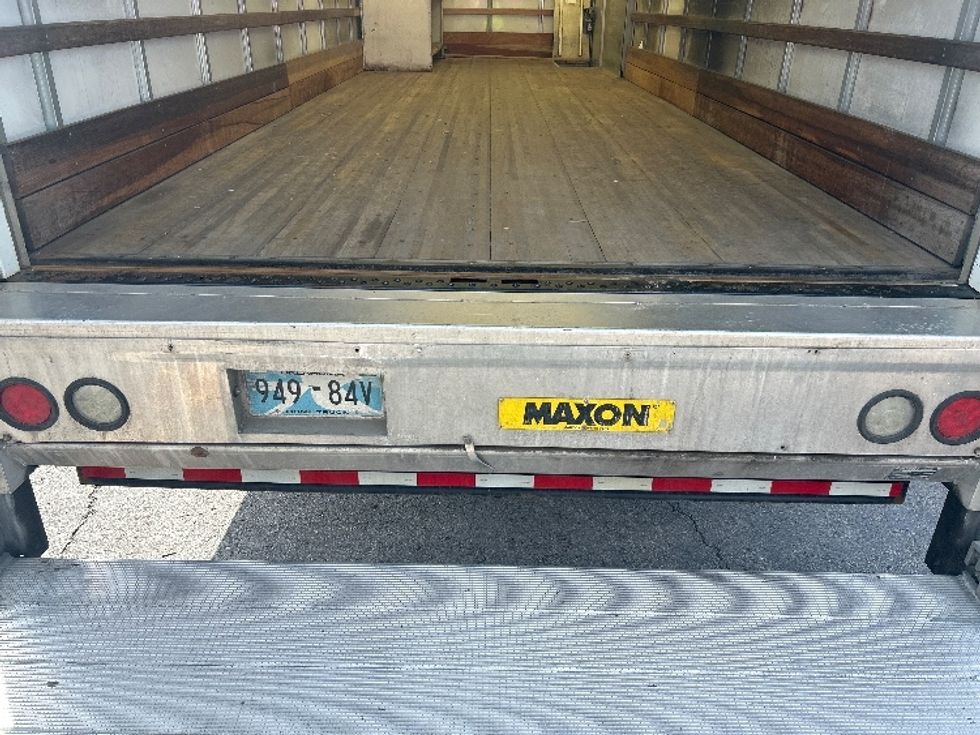 Medium Duty Box Truck-Light and Medium Duty Trucks-International-2019-4300LP-Tulsa-OK-73,902\n\t\tmiles-$ 57,500 - Image 10