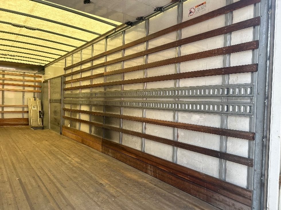 Medium Duty Box Truck-Light and Medium Duty Trucks-International-2019-4300LP-Tulsa-OK-73,902\n\t\tmiles-$ 57,500 - Image 12