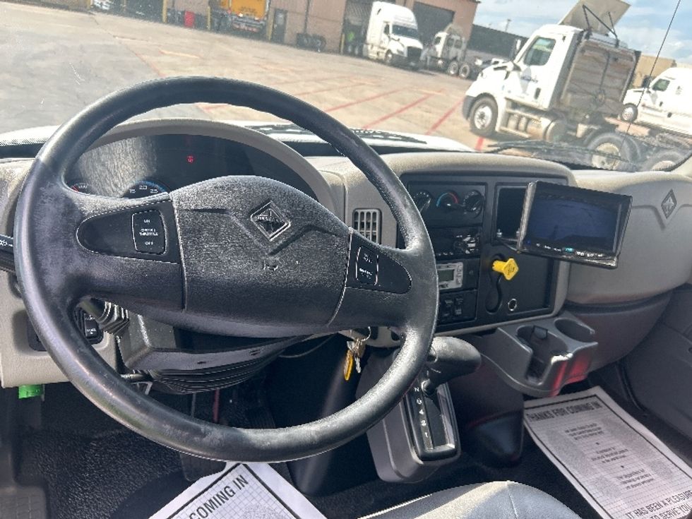 Medium Duty Box Truck-Light and Medium Duty Trucks-International-2019-4300LP-Tulsa-OK-73,902\n\t\tmiles-$ 57,500 - Image 18
