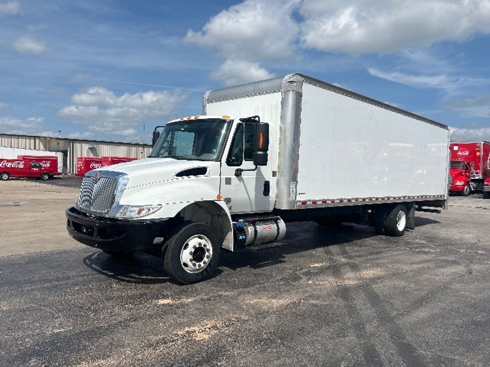 Medium Duty Box Truck-Light and Medium Duty Trucks-International-2019-4300LP-Tulsa-OK-73,902\n\t\tmiles-$ 57,500 - Image 3