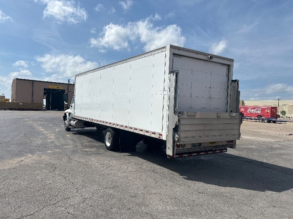 Medium Duty Box Truck-Light and Medium Duty Trucks-International-2019-4300LP-Tulsa-OK-73,902\n\t\tmiles-$ 57,500 - Image 6