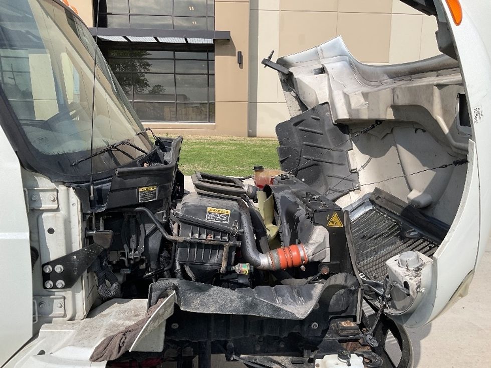 Medium Duty Box Truck-Light and Medium Duty Trucks-International-2019-4300LP-Tulsa-OK-88,760\n\t\tmiles-$ 56,000 - Image 23