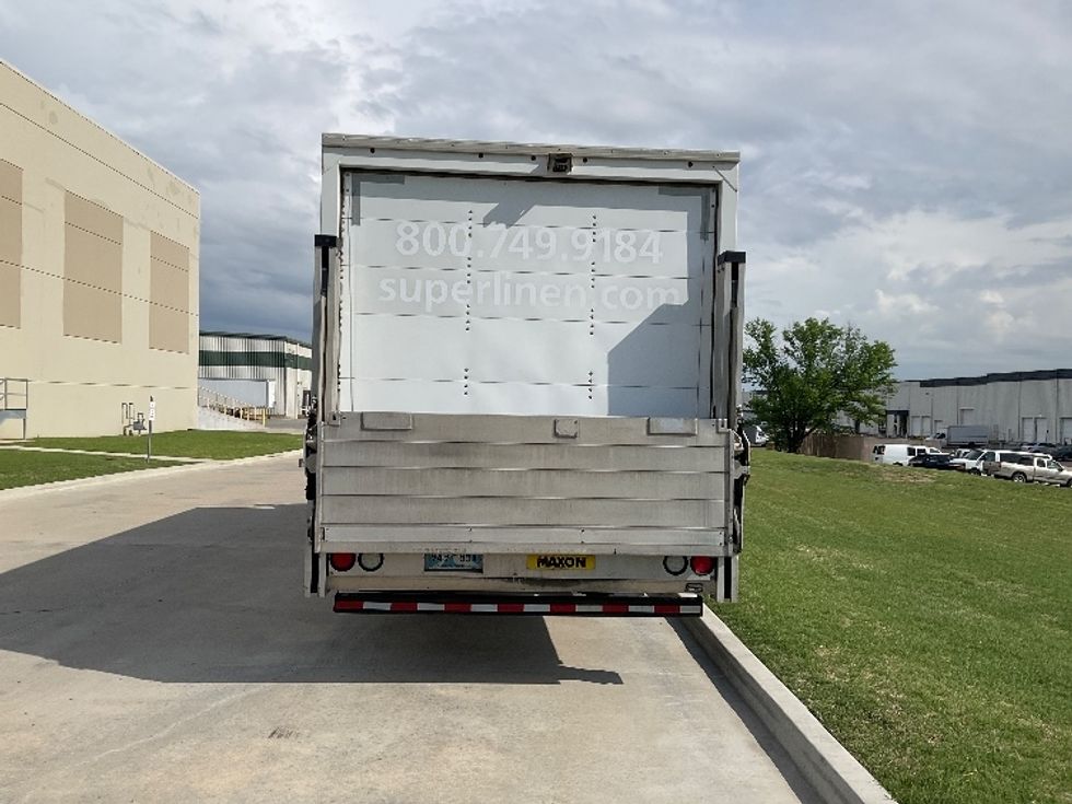 Medium Duty Box Truck-Light and Medium Duty Trucks-International-2019-4300LP-Tulsa-OK-88,760\n\t\tmiles-$ 56,000 - Image 7