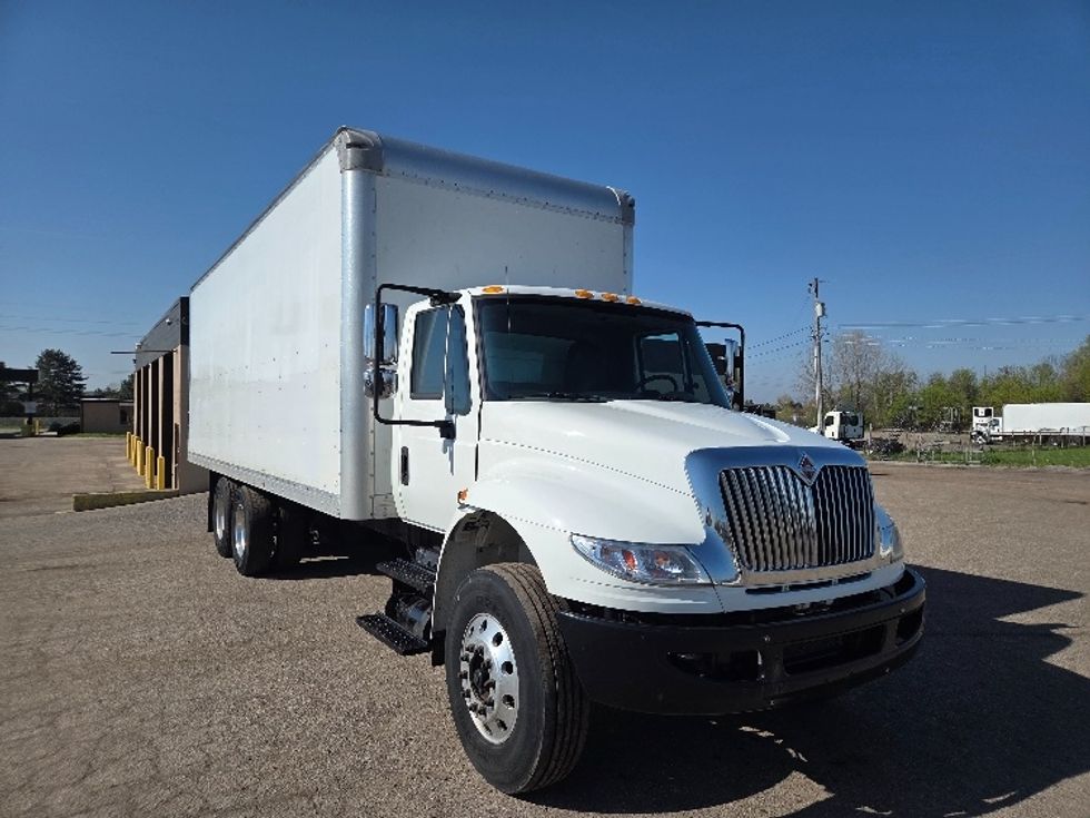 Medium Duty Box Truck-Light and Medium Duty Trucks-International-2019-4400-Jackson-MI-202,514\n\t\tmiles-$ 50,000 - Image 1