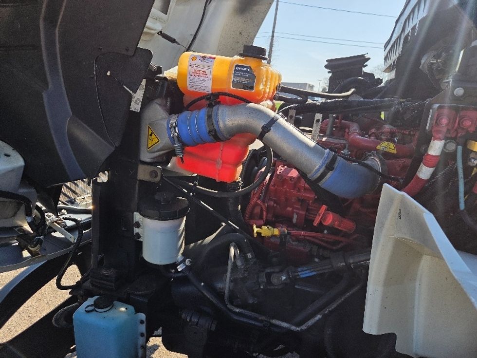 Medium Duty Box Truck-Light and Medium Duty Trucks-International-2019-4400-Jackson-MI-202,514\n\t\tmiles-$ 50,000 - Image 23
