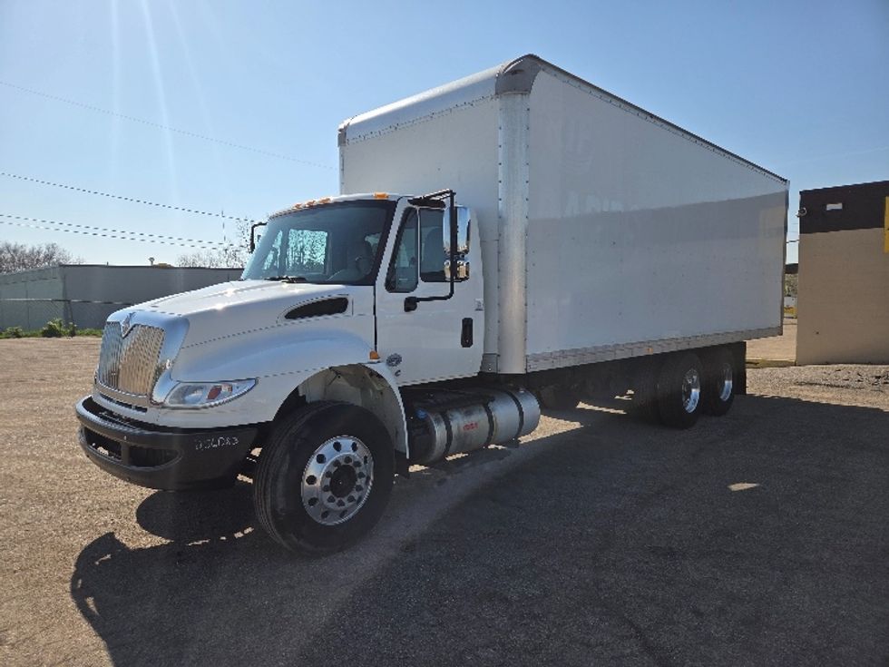 Medium Duty Box Truck-Light and Medium Duty Trucks-International-2019-4400-Jackson-MI-202,514\n\t\tmiles-$ 50,000 - Image 3