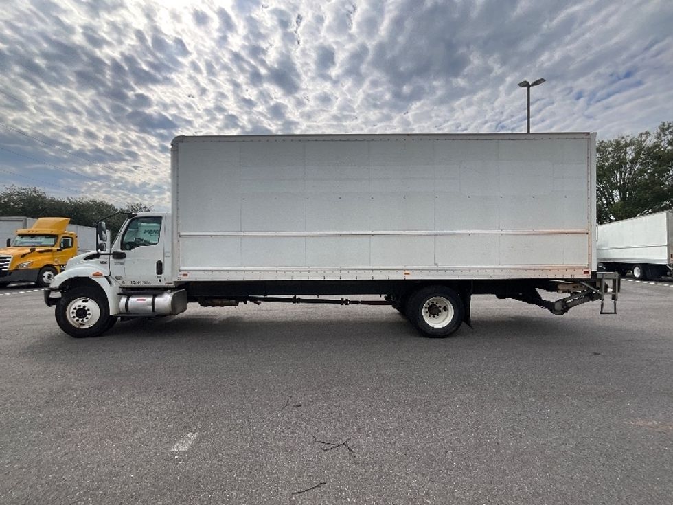 Medium Duty Box Truck-Light and Medium Duty Trucks-International-2019-MV607-Atlanta (Forest Park)-GA-236,492\n\t\tmiles-$ 36,250 - Image 4