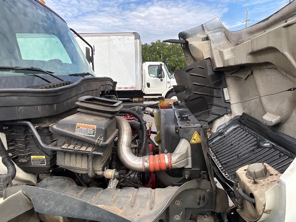Medium Duty Box Truck-Light and Medium Duty Trucks-International-2019-MV607-Atlanta (Forest Park)-GA-236,492\n\t\tmiles-$ 36,250 - Image 21