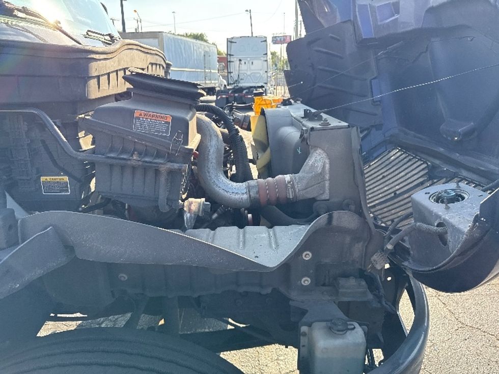 Medium Duty Box Truck-Light and Medium Duty Trucks-International-2019-MV607-Baltimore-MD-113,684\n\t\tmiles-$ 53,750 - Image 23