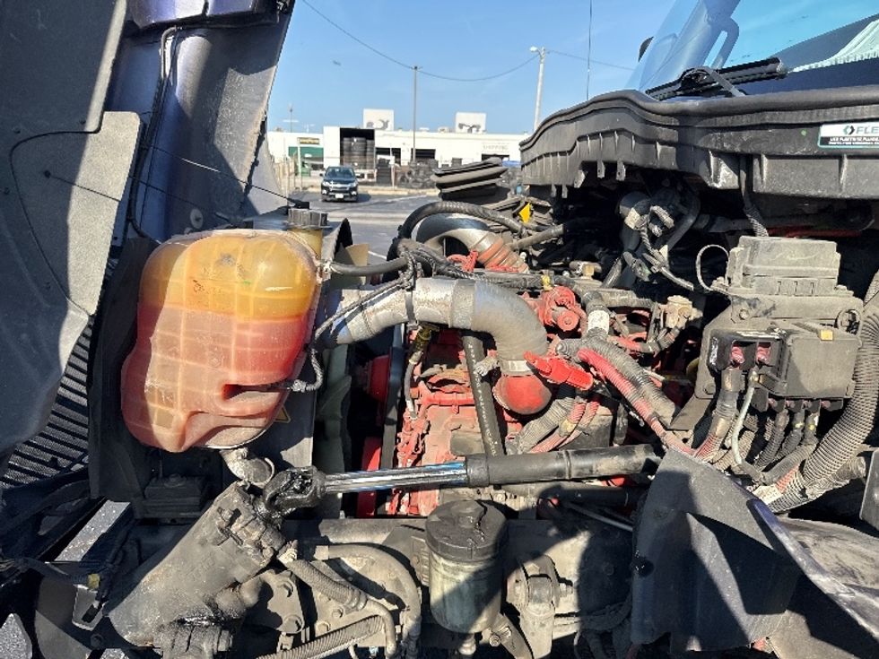 Medium Duty Box Truck-Light and Medium Duty Trucks-International-2019-MV607-Baltimore-MD-113,684\n\t\tmiles-$ 53,750 - Image 24