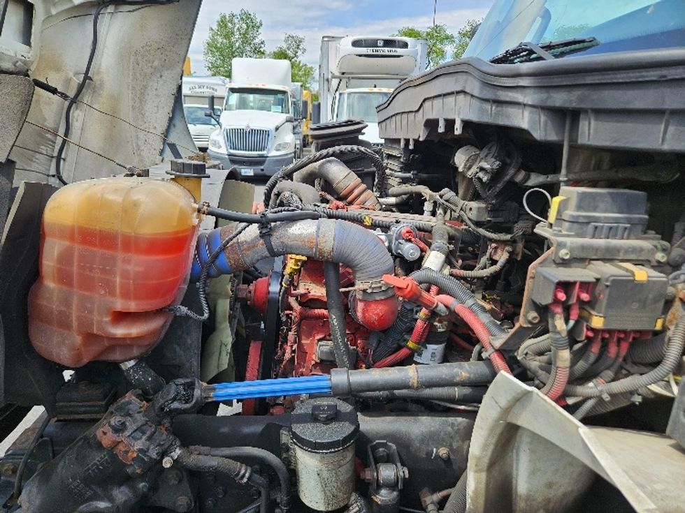 Medium Duty Box Truck-Light and Medium Duty Trucks-International-2019-MV607-Bensalem-PA-184,198\n\t\tmiles-$ 36,750 - Image 24