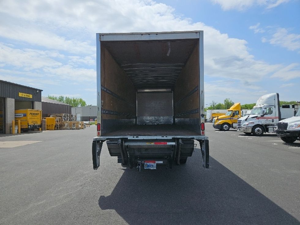 Medium Duty Box Truck-Light and Medium Duty Trucks-International-2019-MV607-Bensalem-PA-184,198\n\t\tmiles-$ 36,750 - Image 8