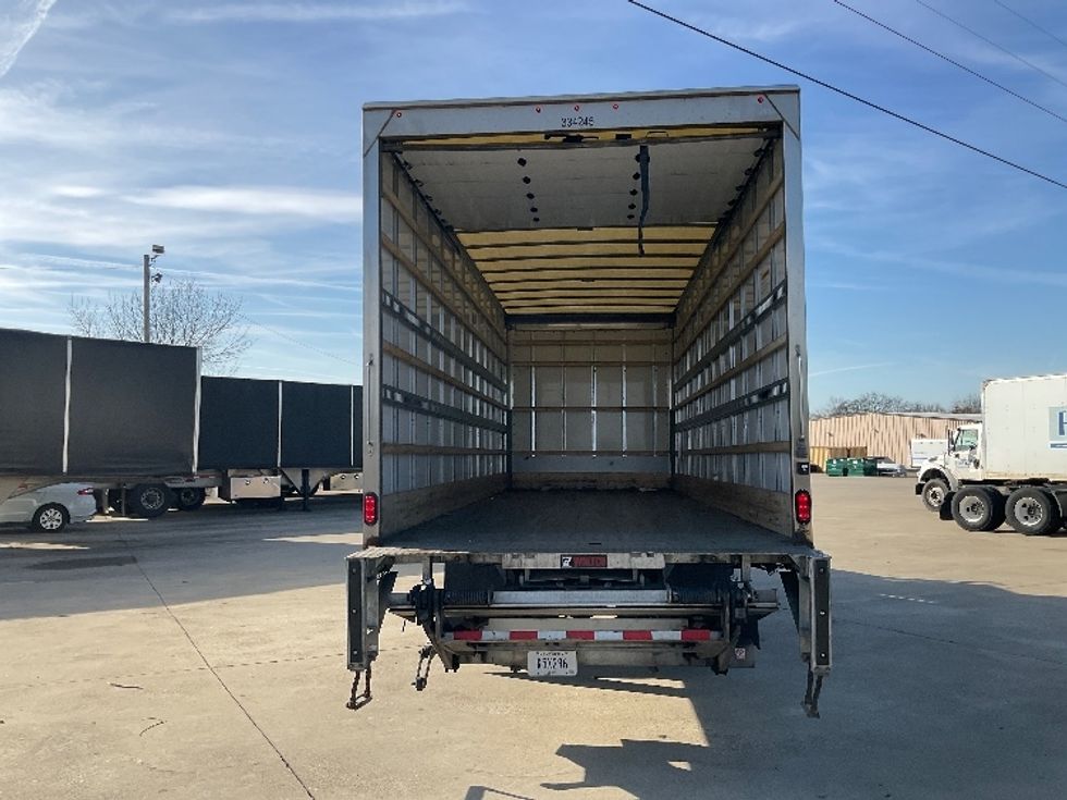 Medium Duty Box Truck-Light and Medium Duty Trucks-International-2019-MV607-Bowling Green-KY-106,451\n\t\tmiles-$ 52,250 - Image 8
