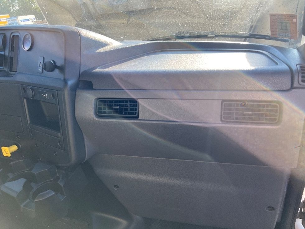 Medium Duty Box Truck-Light and Medium Duty Trucks-International-2019-MV607-Burlington-NJ-374,558\n\t\tmiles-$ 20,000 - Image 21