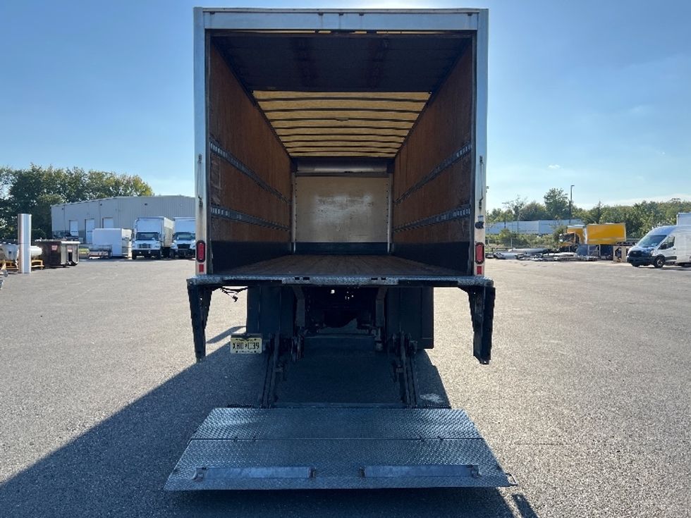 Medium Duty Box Truck-Light and Medium Duty Trucks-International-2019-MV607-Burlington-NJ-374,558\n\t\tmiles-$ 20,000 - Image 9