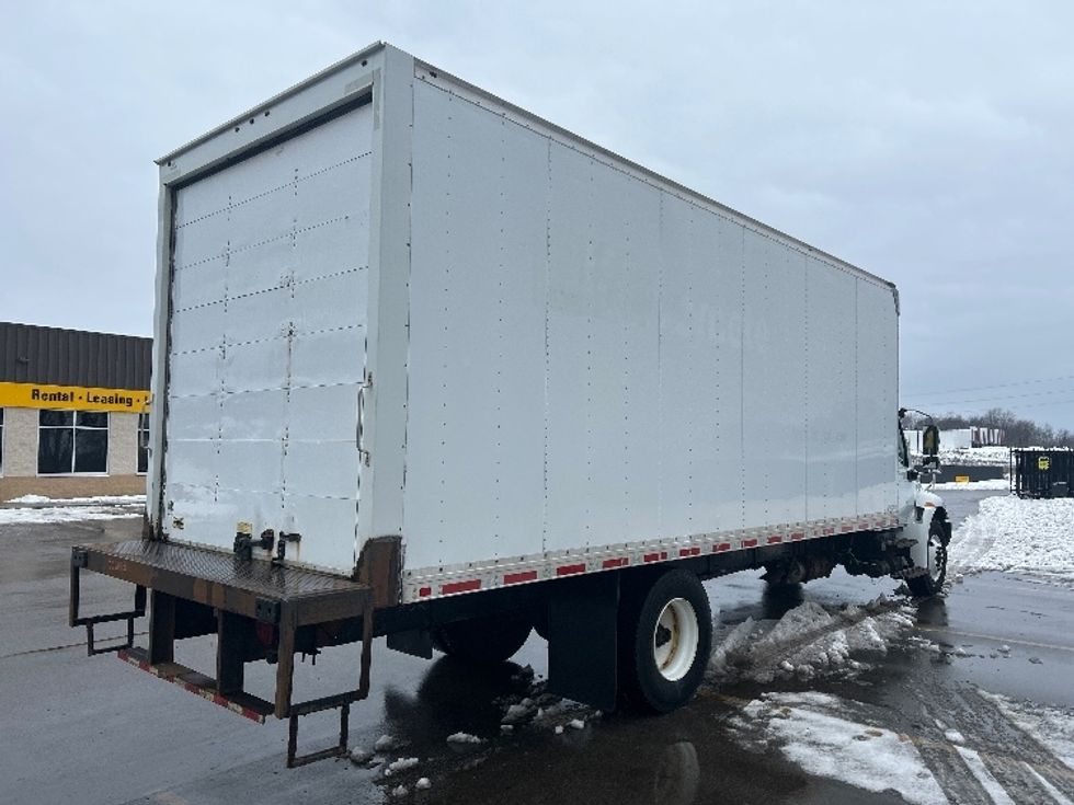Medium Duty Box Truck-Light and Medium Duty Trucks-International-2019-MV607-Byron Center-MI-161,735\n\t\tmiles-$ 38,750 - Image 12