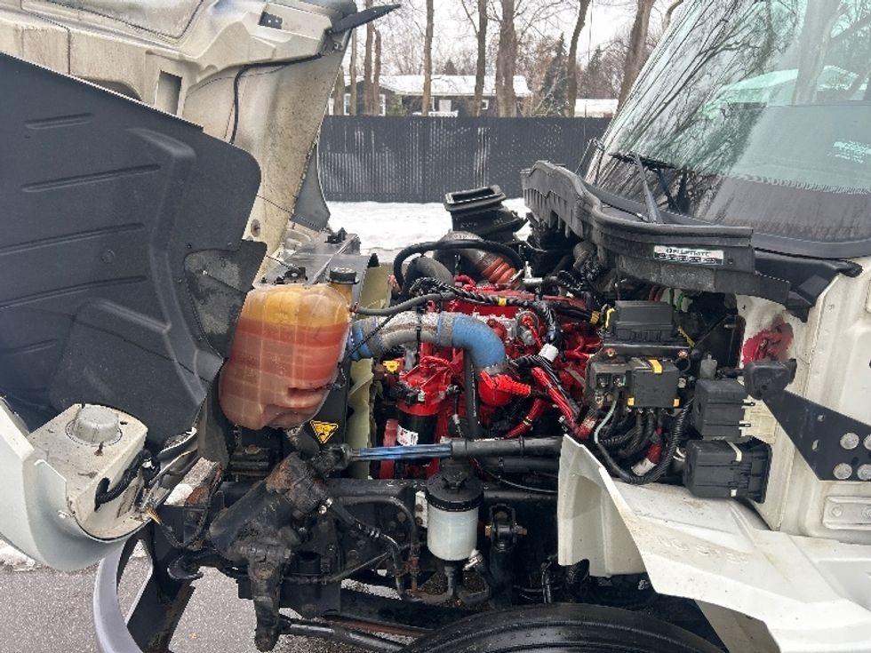 Medium Duty Box Truck-Light and Medium Duty Trucks-International-2019-MV607-Byron Center-MI-161,735\n\t\tmiles-$ 38,750 - Image 23