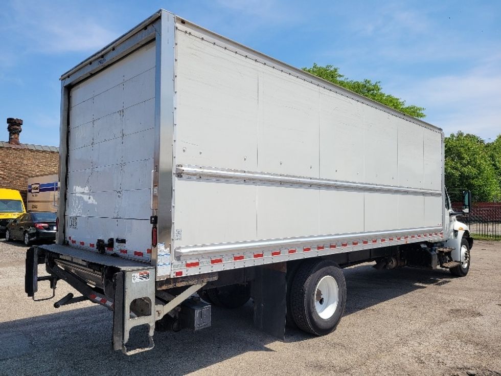Medium Duty Box Truck-Light and Medium Duty Trucks-International-2019-MV607-Chicago (Melrose Park)-IL-151,378\n\t\tmiles-$ 51,000 - Image 13