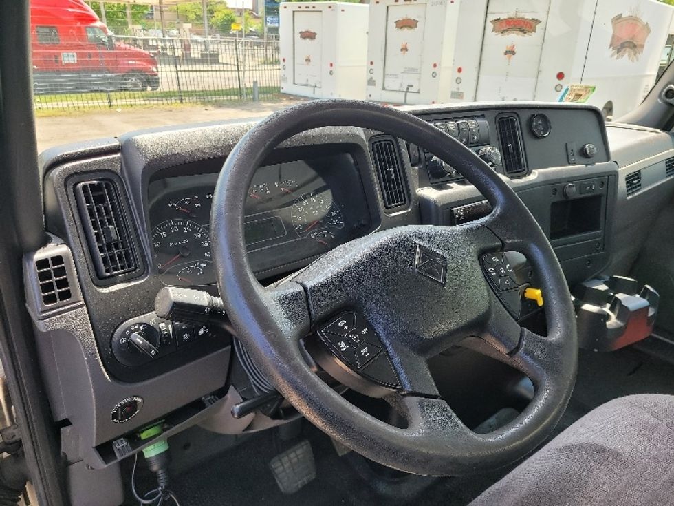 Medium Duty Box Truck-Light and Medium Duty Trucks-International-2019-MV607-Chicago (Melrose Park)-IL-151,378\n\t\tmiles-$ 51,000 - Image 17