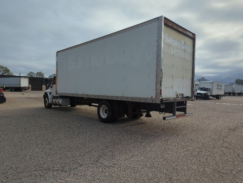 Medium Duty Box Truck-Light and Medium Duty Trucks-International-2019-MV607-Comstock Park-MI-341,060\n\t\tmiles-$ 20,500 - Image 6