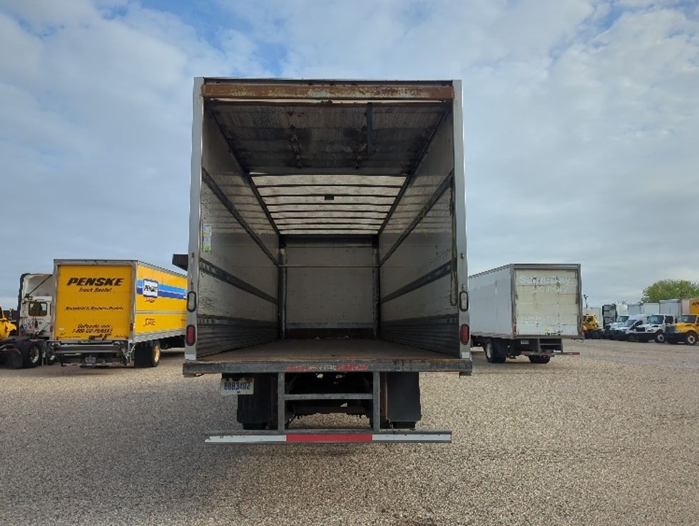 Medium Duty Box Truck-Light and Medium Duty Trucks-International-2019-MV607-Comstock Park-MI-341,060\n\t\tmiles-$ 20,500 - Image 8