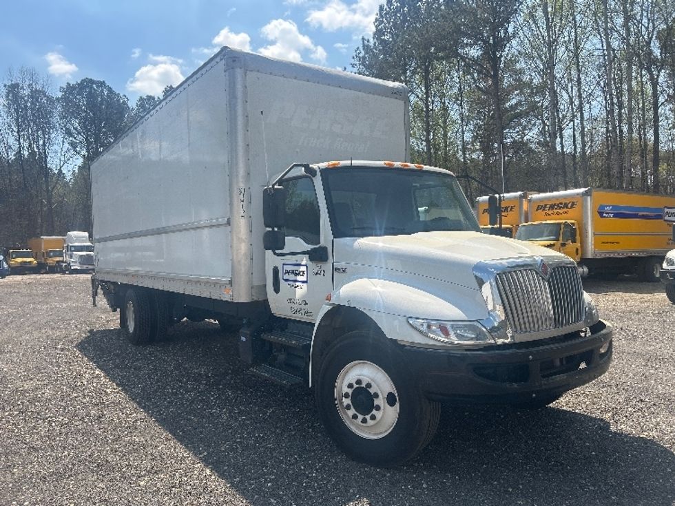 Medium Duty Box Truck-Light and Medium Duty Trucks-International-2019-MV607-Duluth-GA-247,925\n\t\tmiles-$ 36,500 - Image 1