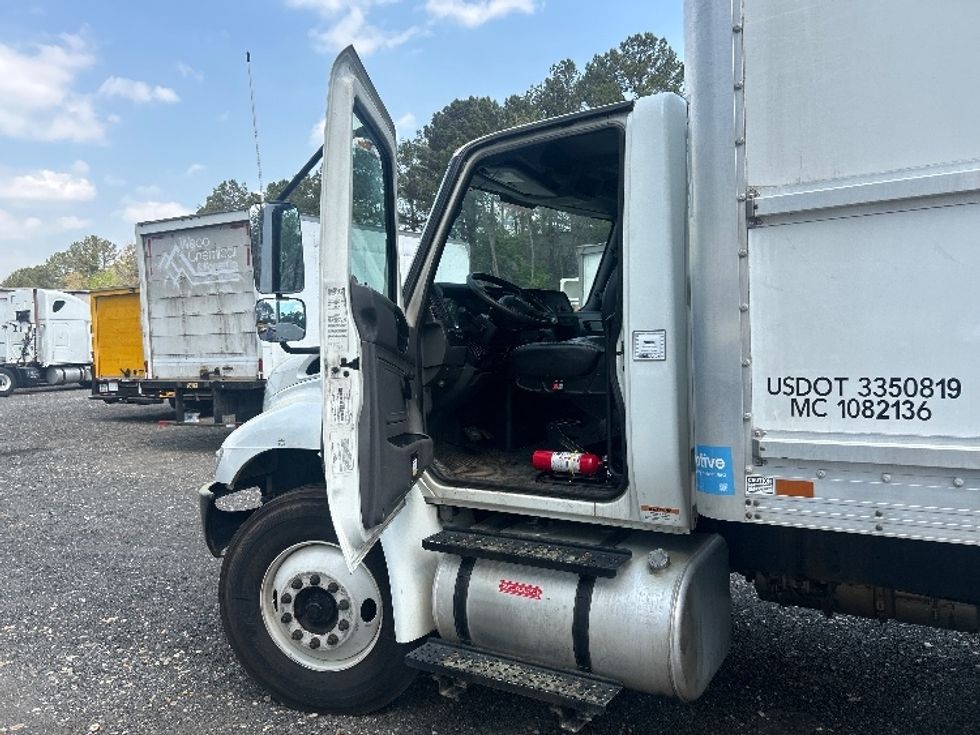 Medium Duty Box Truck-Light and Medium Duty Trucks-International-2019-MV607-Duluth-GA-247,925\n\t\tmiles-$ 36,500 - Image 16
