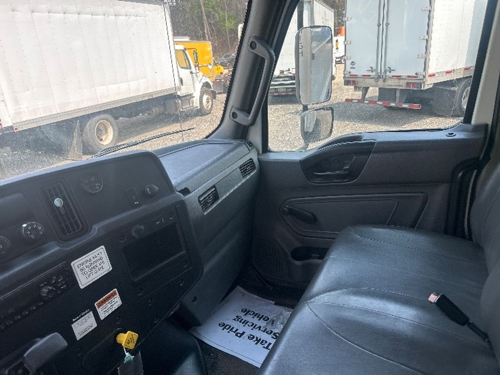 Medium Duty Box Truck-Light and Medium Duty Trucks-International-2019-MV607-Duluth-GA-247,925\n\t\tmiles-$ 36,500 - Image 18