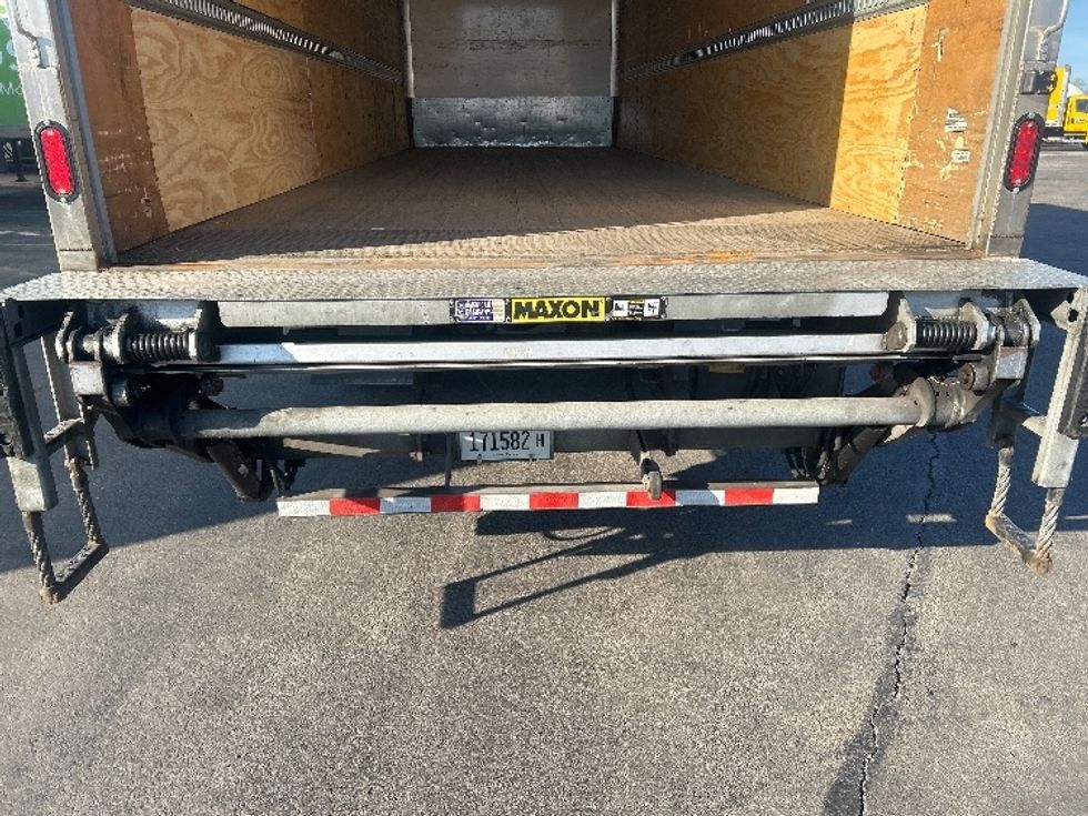 Medium Duty Box Truck-Light and Medium Duty Trucks-International-2019-MV607-East Chicago-IN-48,809\n\t\tmiles-$ 59,500 - Image 10