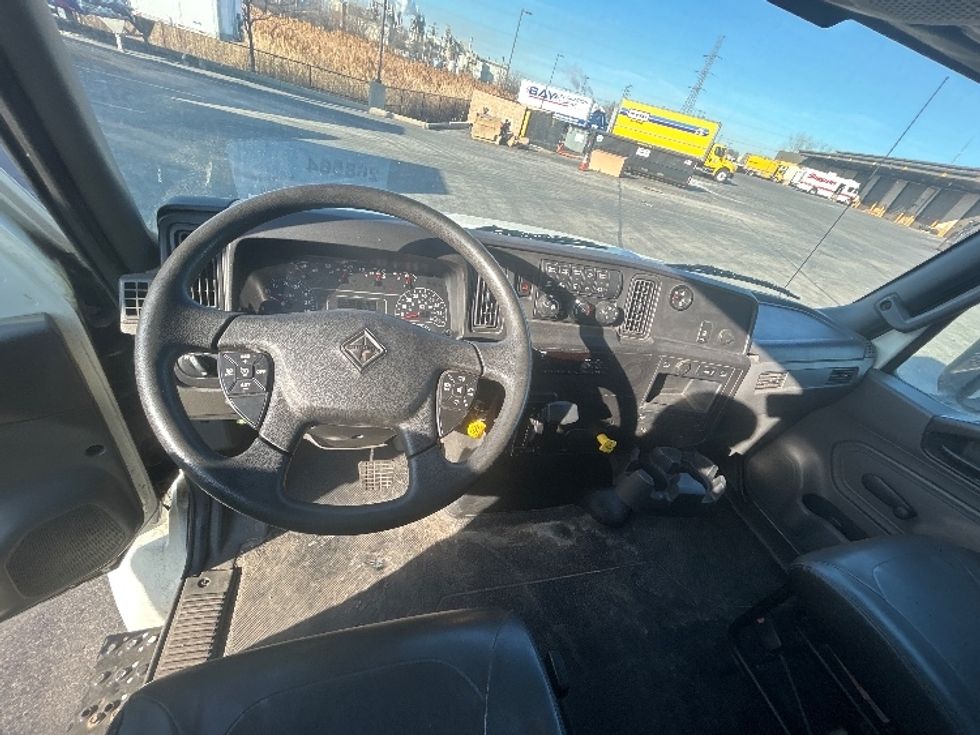 Medium Duty Box Truck-Light and Medium Duty Trucks-International-2019-MV607-East Chicago-IN-48,809\n\t\tmiles-$ 59,500 - Image 18