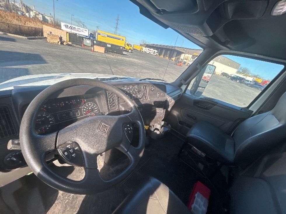 Medium Duty Box Truck-Light and Medium Duty Trucks-International-2019-MV607-East Chicago-IN-48,809\n\t\tmiles-$ 59,500 - Image 17