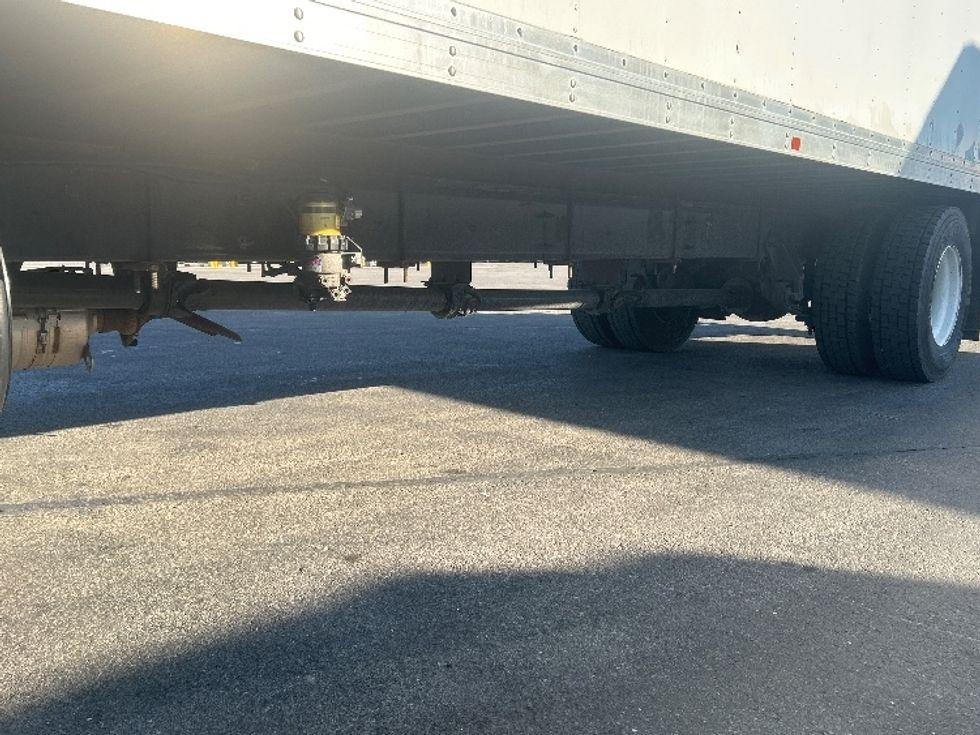 Medium Duty Box Truck-Light and Medium Duty Trucks-International-2019-MV607-East Chicago-IN-48,809\n\t\tmiles-$ 59,500 - Image 5