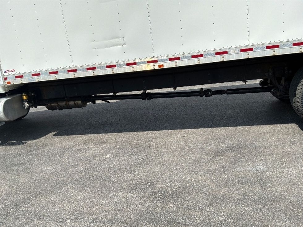Medium Duty Box Truck-Light and Medium Duty Trucks-International-2019-MV607-Erlanger-KY-148,001\n\t\tmiles-$ 47,250 - Image 5