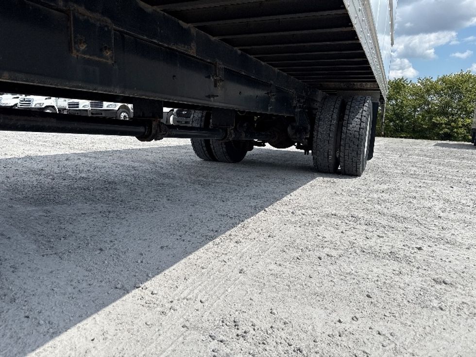 Medium Duty Box Truck-Light and Medium Duty Trucks-International-2019-MV607-Findlay-OH-122,339\n\t\tmiles-$ 49,250 - Image 5