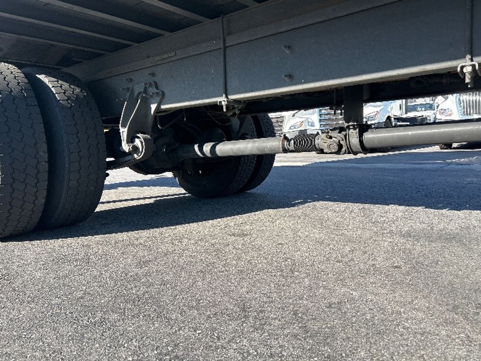 Medium Duty Box Truck-Light and Medium Duty Trucks-International-2019-MV607-Fontana-CA-204,196\n\t\tmiles-$ 38,750 - Image 14