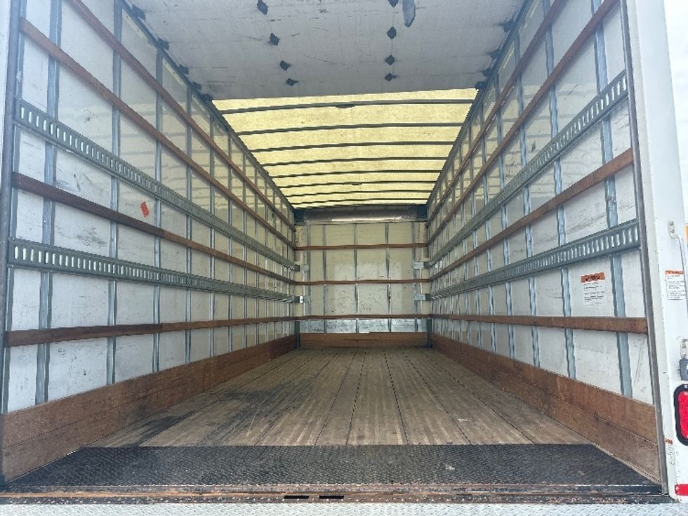 Medium Duty Box Truck-Light and Medium Duty Trucks-International-2019-MV607-Fort Worth-TX-143,299\n\t\tmiles-$ 48,500 - Image 10