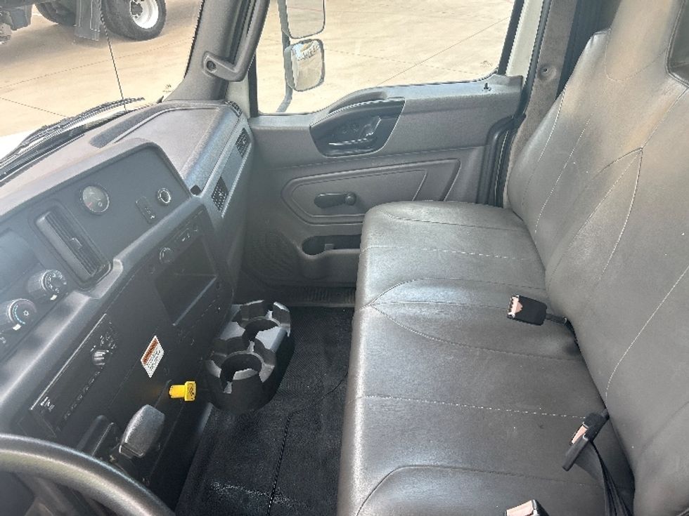 Medium Duty Box Truck-Light and Medium Duty Trucks-International-2019-MV607-Fort Worth-TX-143,299\n\t\tmiles-$ 48,500 - Image 19
