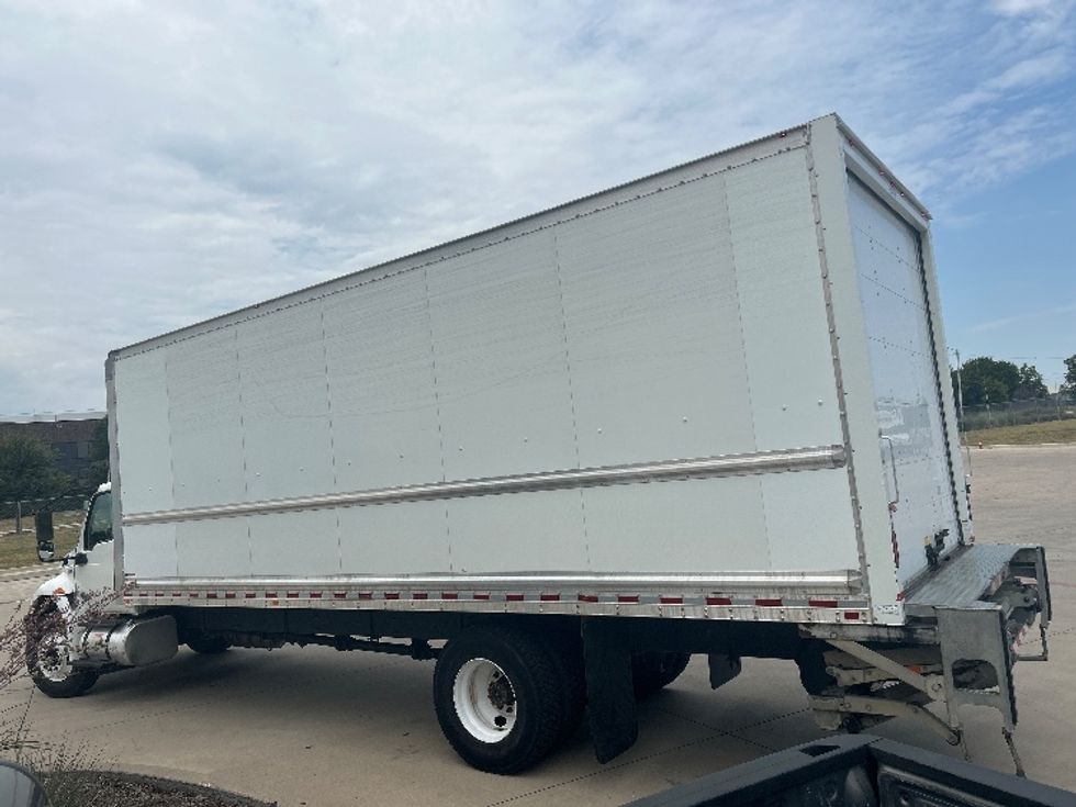 Medium Duty Box Truck-Light and Medium Duty Trucks-International-2019-MV607-Fort Worth-TX-143,299\n\t\tmiles-$ 48,500 - Image 6