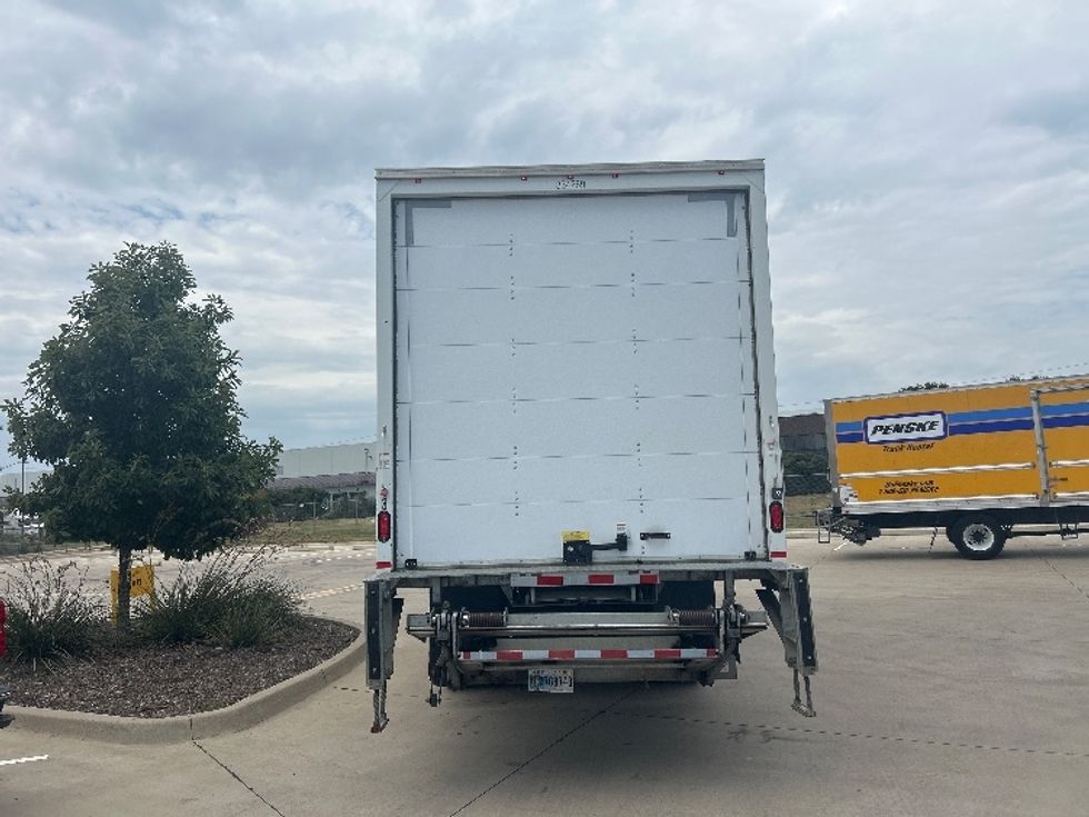 Medium Duty Box Truck-Light and Medium Duty Trucks-International-2019-MV607-Fort Worth-TX-143,299\n\t\tmiles-$ 48,500 - Image 7